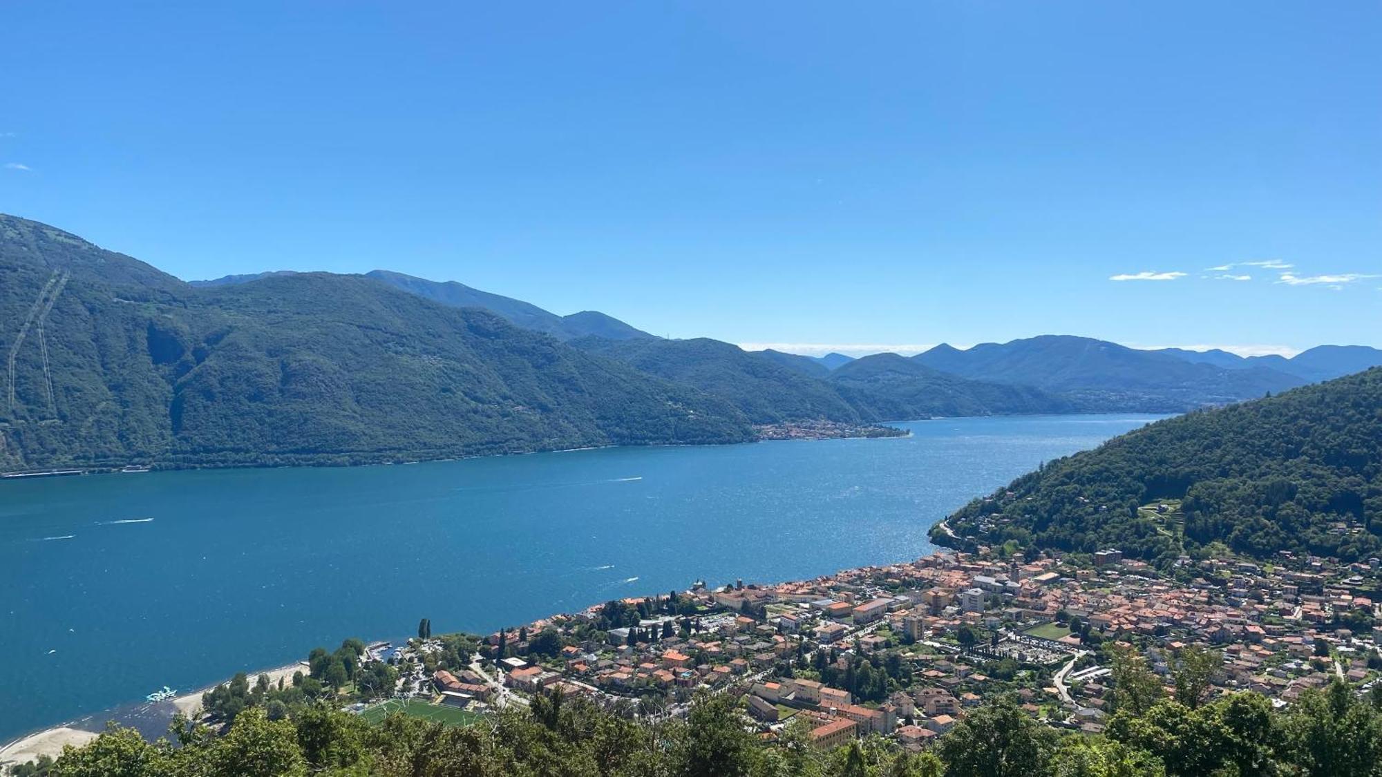 Appartement Beautiful Small With Maggiore View *